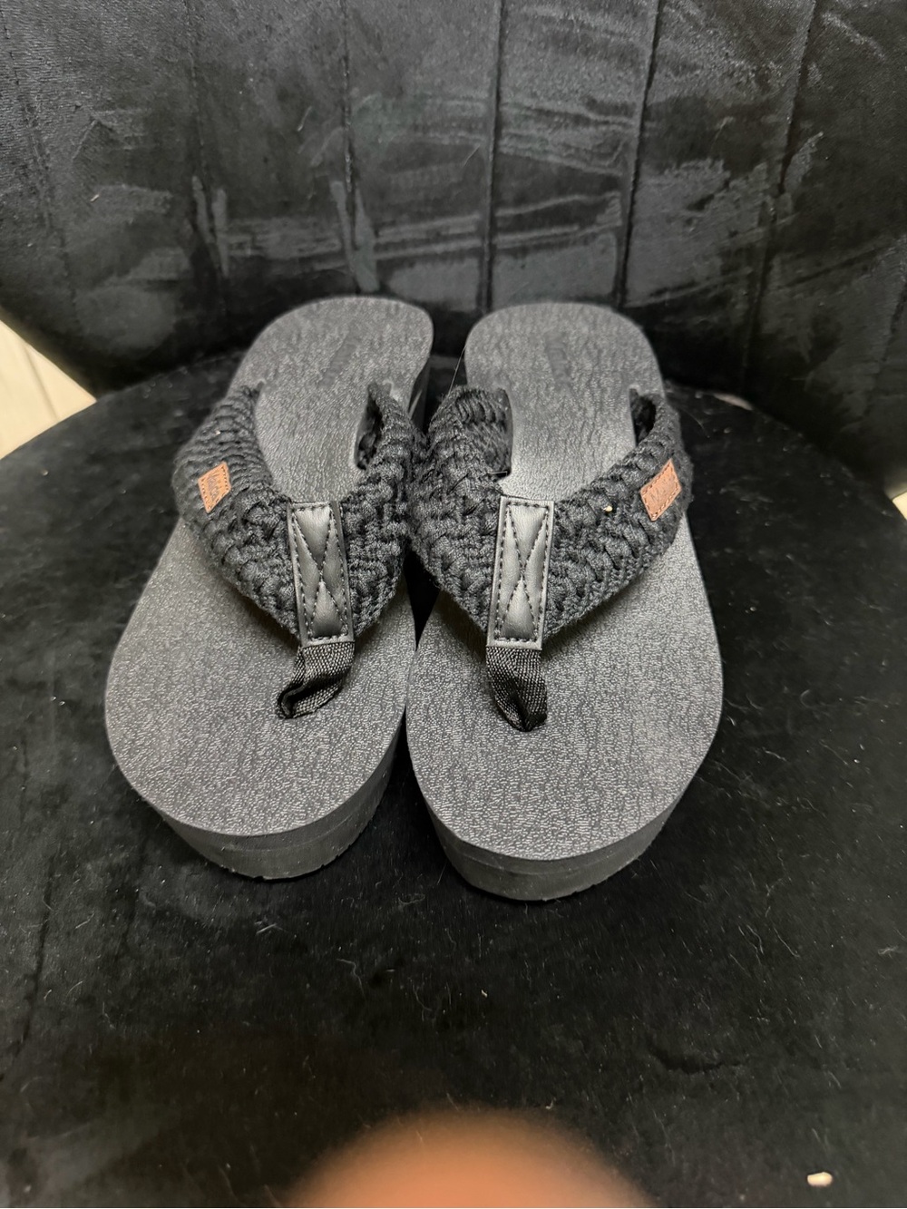 Womens Black Woven Flip-Flop Sandals